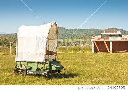 covered wagon 24109805