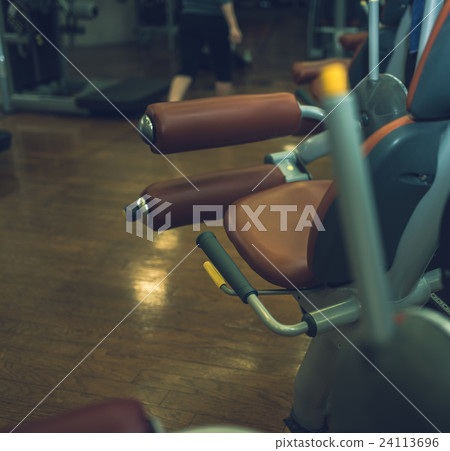 sports gym  24113696