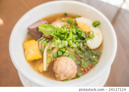 Bowl of noodles with vegetables . Bowl of noodles with vegetables . 24117124