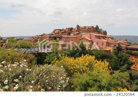 魯西永的解決方案 24120564