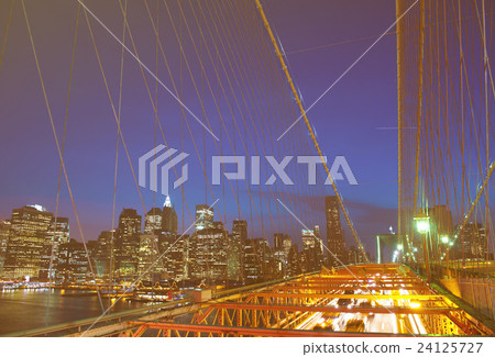 The Brooklyn Bridge 24125727