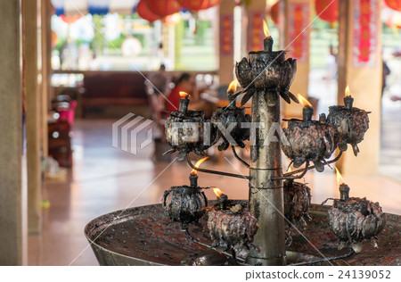 Chinese Temple Metal Candles Holder 24139052
