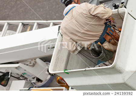 Electrical construction work  24139392