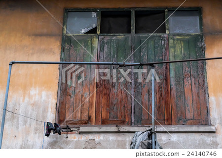 Old wooden windows in the old street Old wooden windows in the old street 24140746