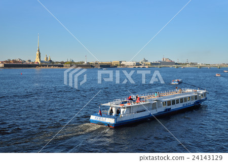 Pleasure boat floats on the Neva river Pleasure boat floats on the Neva river 24143129