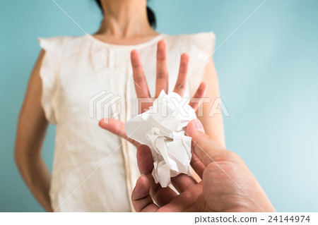 Business women who can press waste paper Business women who can press waste paper 24144974