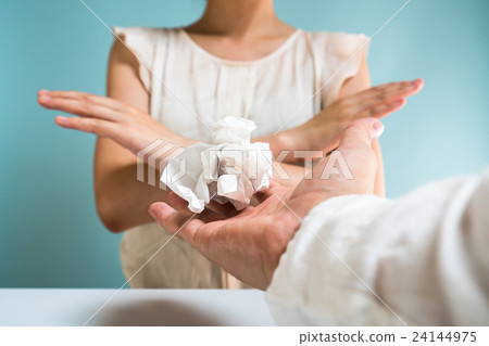 Business women who can press waste paper Business women who can press waste paper 24144975