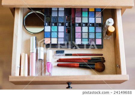 cosmetic set in open drawer cosmetic set in open drawer 24149688