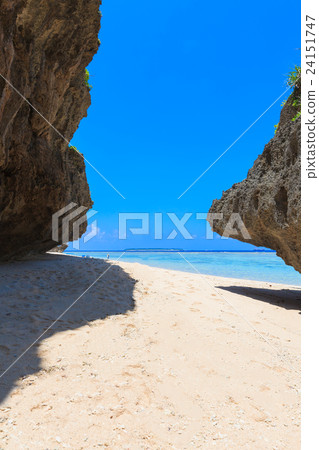 Okinawa blue sky 24151747