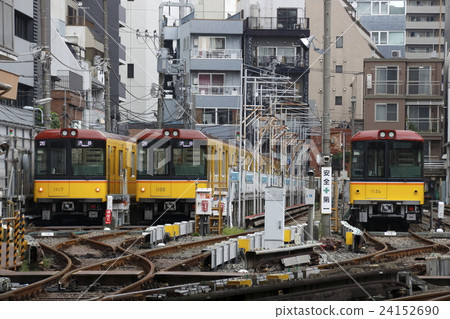 Subway Ginza Line (Ueno inspection district) 24152690