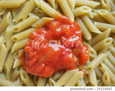 Penne pasta with tomato Penne pasta with tomato 24154091