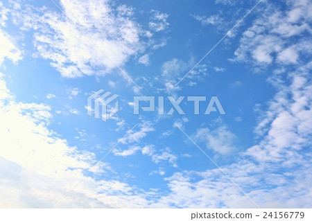 Blue sky and white clouds in Hokkaido 24156779