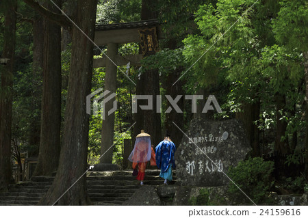 Wakayama Prefecture · Toba Shrine Heian costume 24159616