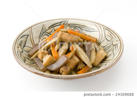 燉根蔬菜和五花肉 24169088