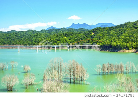 夏天的湖Scuparo（Yubari市） 24171795