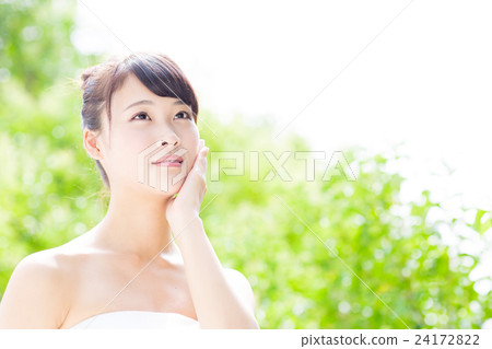 Female skin care image Green back Female skin care image Green back 24172822