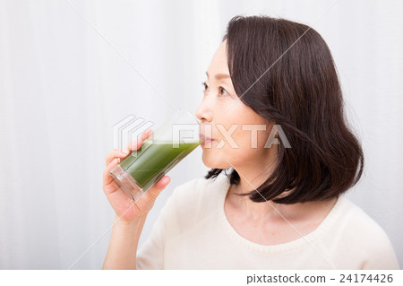 Vegetable juice image 24174426