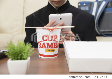 寂寞的形象 寂寞的形象 24174610