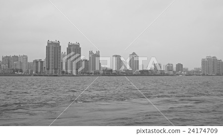 Riverbank city 24174709