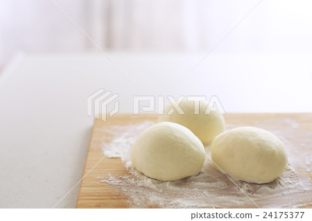 Dough making bread bread Dough making bread bread 24175377