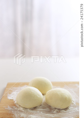 Dough making bread bread Dough making bread bread 24175379
