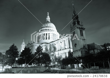St Pauls Cathedral 24178638