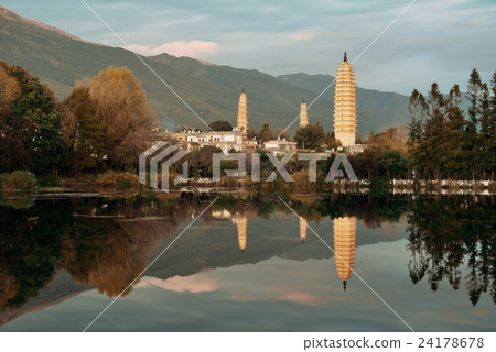 Dali pagoda 24178678