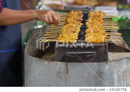 Grilled pork Delicious, easy to eat 24182736