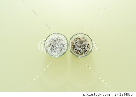 Shiraishi dried and chirimenji 24186996