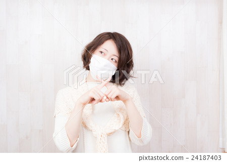 Mask woman 24187403
