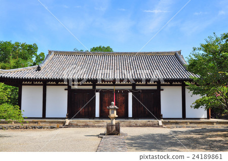 The main hall of New Yakushiji: Nara The main hall of New Yakushiji: Nara 24189861