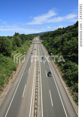 Hokuriku Expressway near Itoigawa Inter 24195891