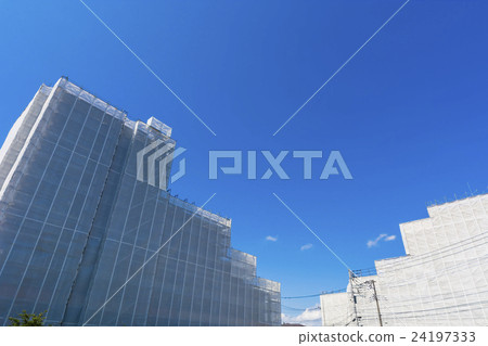 Repair work of large apartment 24197333