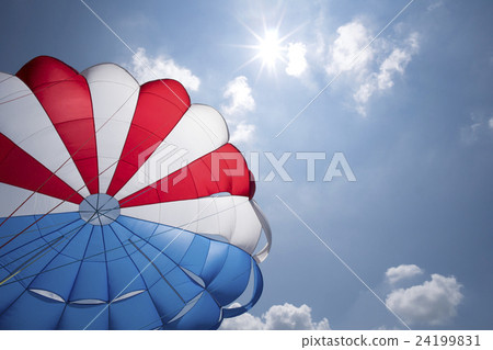 Parasailing 24199831