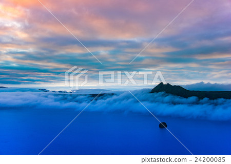 Hokkaido summer morning Megumi Lake 3 observation deck 24200085