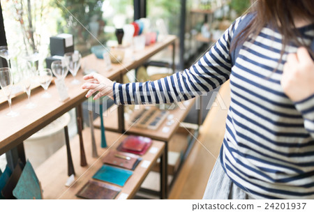 Store image shooting cooperation: TENOHA DAIKANYAMA 24201937