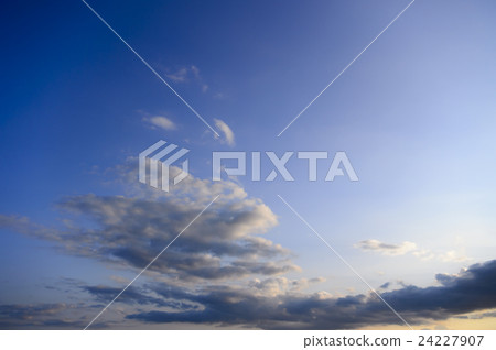 Evening sky and clouds (inland area) 24227907
