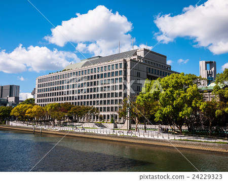 大阪市政廳和Tosabori河 大阪市政廳和Tosabori河 24229323