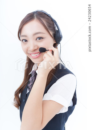 年輕的運營商婦女 24230654
