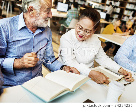 Meeting Sharing Brainstorming Analysis Opinion Concept 24234225