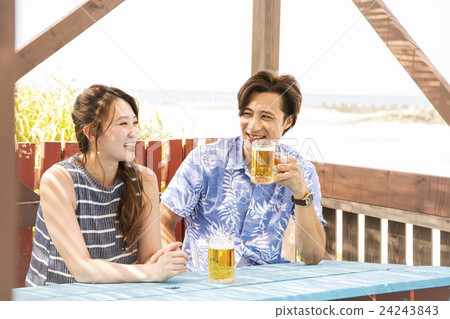 海上男人和女人 24243843