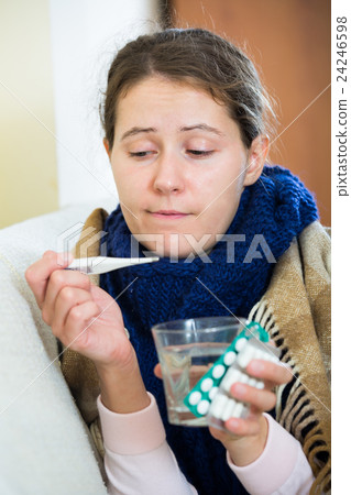 female having heavy quinsy 24246598