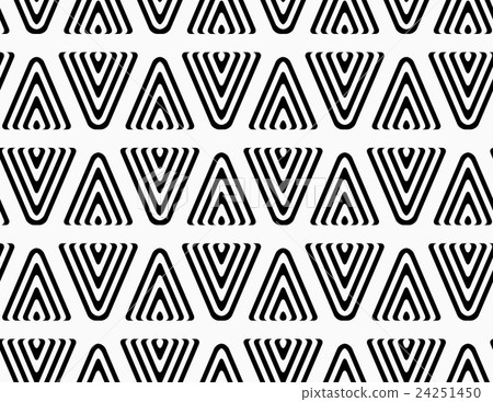 Black and white diamonds split 24251450