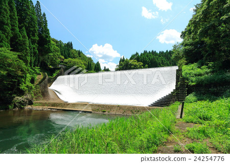 武田市夏天白水池水庫大壩減震設施(俗名白水壩)② 武田市夏天白水池水庫大壩減震設施(俗名白水壩)② 24254776