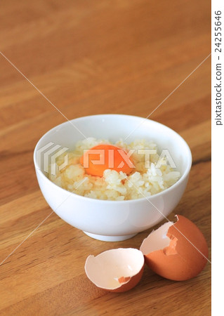 Mixed grain rice with raw egg and brown egg shell Mixed grain rice with raw egg and brown egg shell 24255646