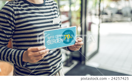 Commercial facility photography cooperation: TENOHA DAIKANYAMA 24257425