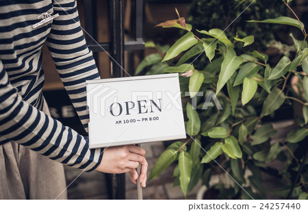 Commercial facility photography cooperation: TENOHA DAIKANYAMA 24257440