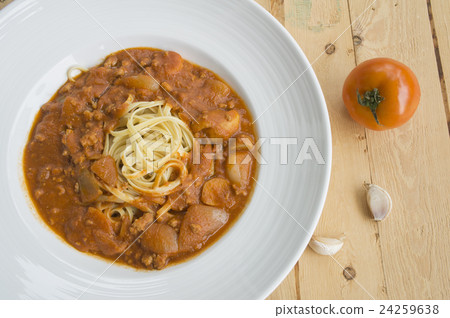 fresh homecook spaghett on wooden table 24259638
