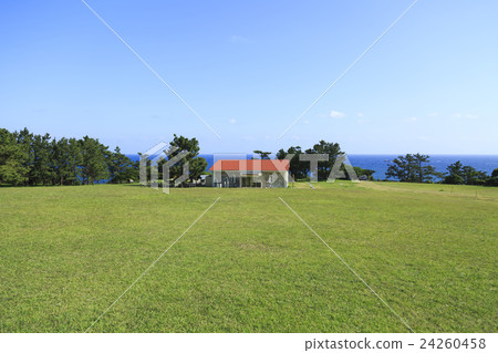 Wakayama prefecture · Shionomisaki · Watchtower's lawn 24260458