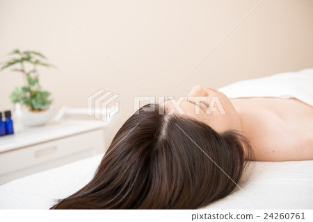 年輕的女士，審美形象 24260761